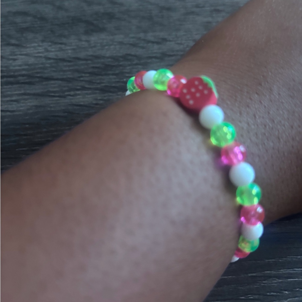 Strawberry shortcake Pink and green beaded bracelet